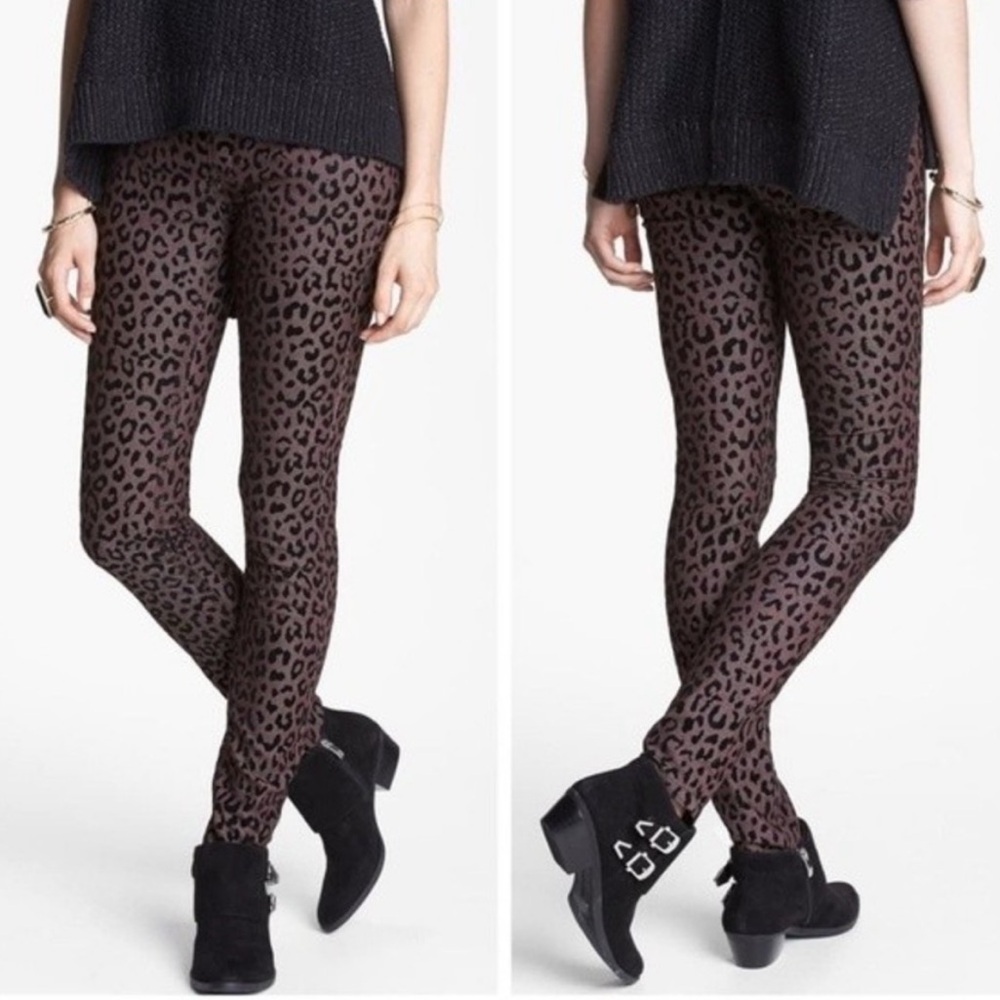Free People NWOT Skinny Flocked Leopard Jeans